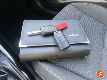 Car image 41