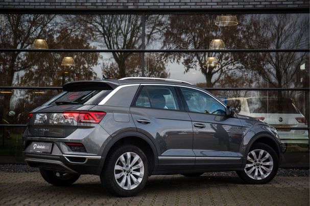 Volkswagen T-Roc 1.5 TSI DSG 110 kW image number 2