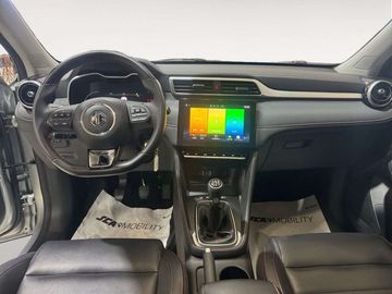 Car image 13