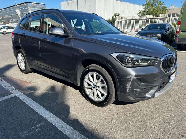 BMW X1 sDrive18d Advantage 110 kW image number 2