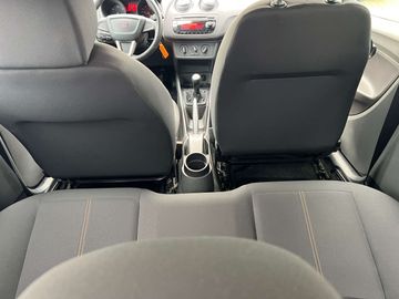 Car image 10