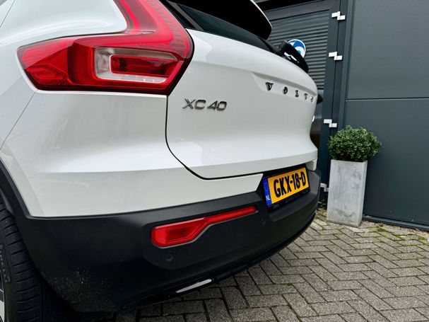 Volvo XC40 T5 Plus 193 kW image number 8