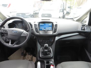 Car image 10