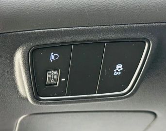 Car image 37