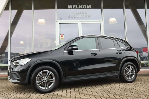 Mercedes-Benz GLA 250 e 160 kW image number 1