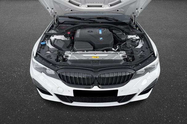 BMW 330 e M Sport 216 kW image number 9