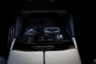 Car image 29