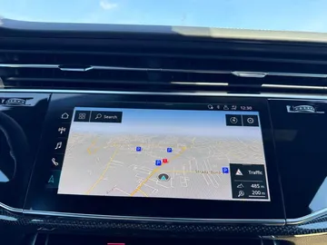 Car image 40