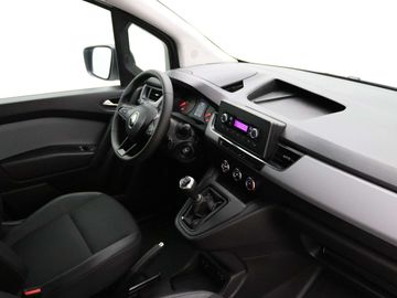 Car image 37