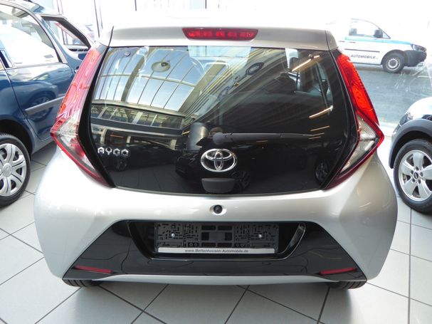 Toyota Aygo 53 kW image number 3