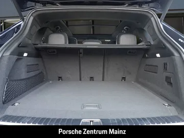 Car image 34
