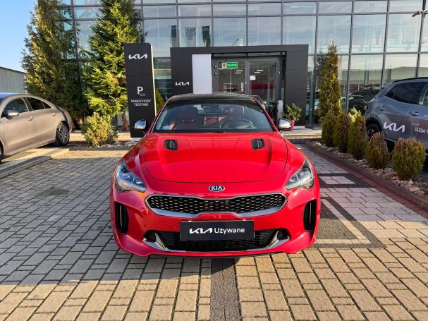 Kia Stinger 3.3 T-GDi AWD GT 269 kW image number 3