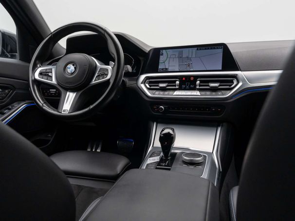 BMW 330i Touring M Sport 190 kW image number 44