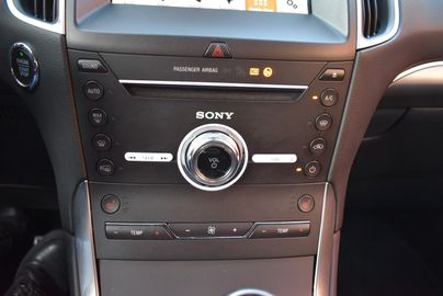 Car image 31