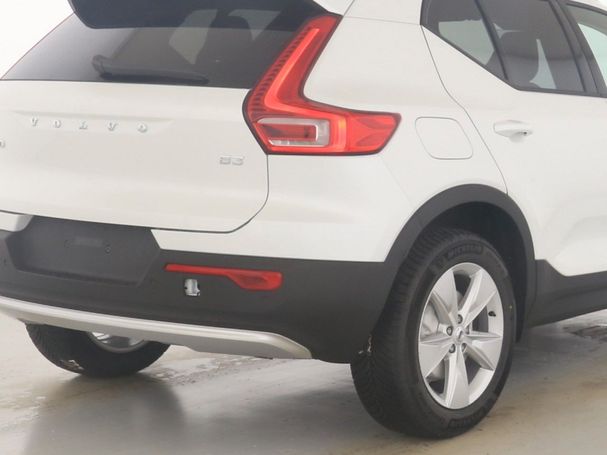 Volvo XC40 B3 Core 120 kW image number 9