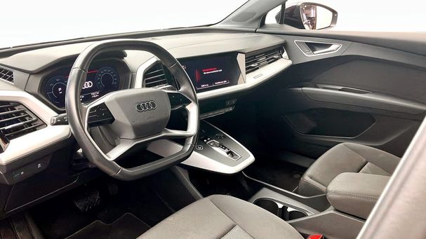 Audi Q4 35 e-tron 127 kW image number 7