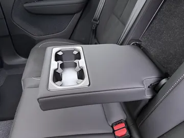 Car image 41