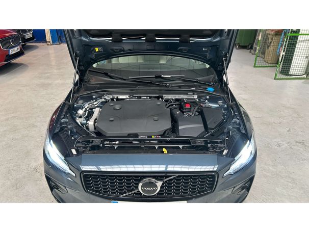 Volvo V60 B4 Plus 145 kW image number 42