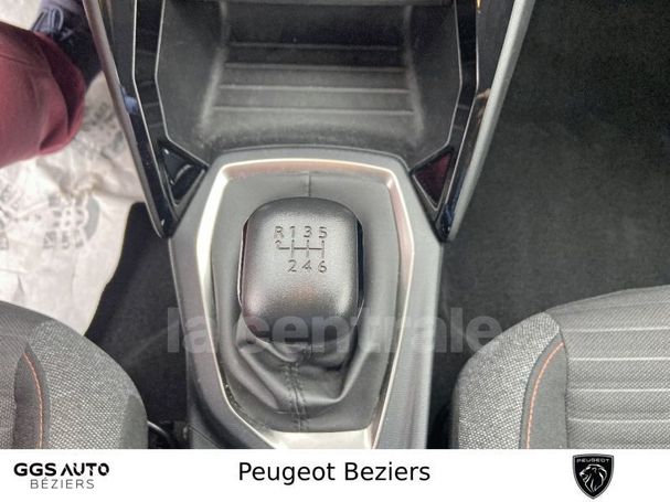 Peugeot 208 PureTech 100 Active 74 kW image number 9