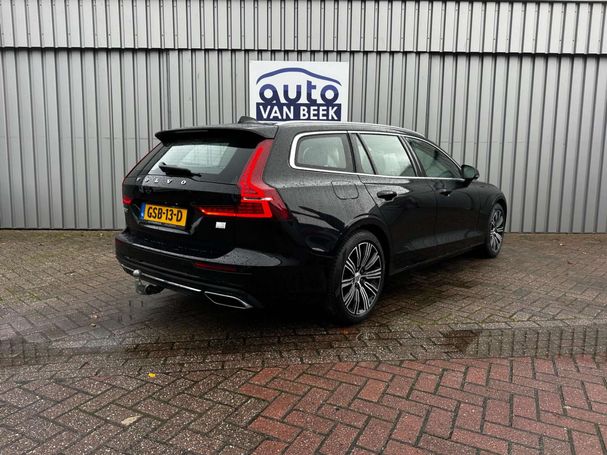 Volvo V60 T6 R AWD Recharge 251 kW image number 4