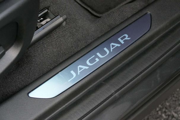 Jaguar E-Pace R-Dynamic S 227 kW image number 8