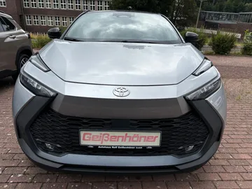 Car image 3