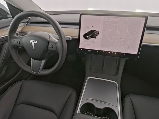 Tesla Model 3 208 kW image number 14