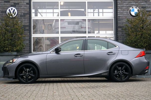 Lexus IS 300 H 164 kW image number 3