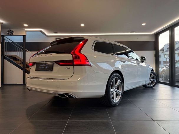 Volvo V90 D4 Momentum 140 kW image number 2