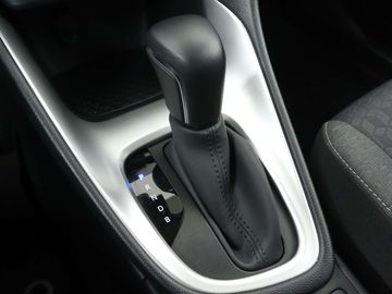 Car image 11