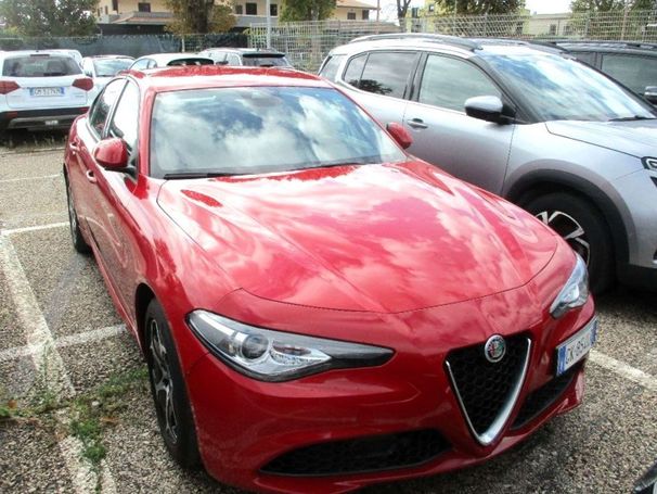 Alfa Romeo Giulia 2.2 Super 118 kW image number 3