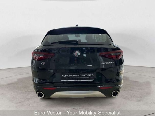 Alfa Romeo Stelvio 2.2 Diesel AT8 Q4 154 kW image number 4