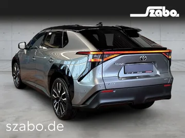 Car image 2