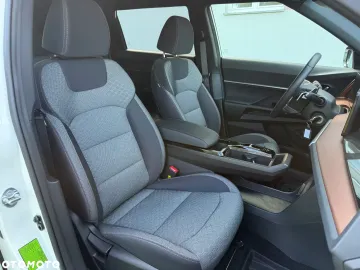 Car image 39