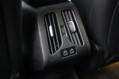 Car image 41