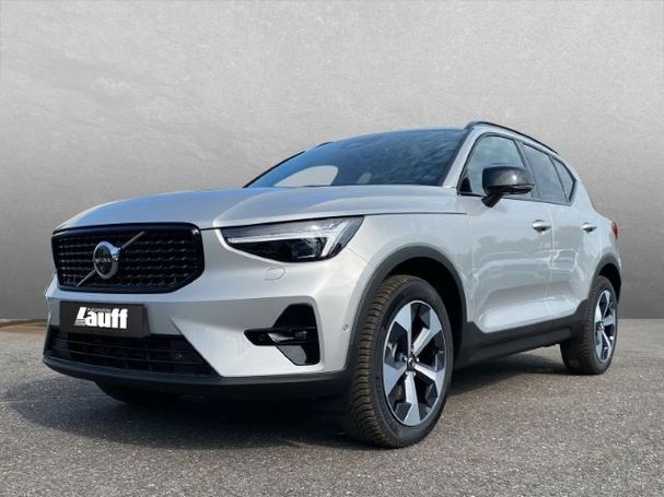 Volvo XC40 B4 Plus Dark 145 kW image number 1