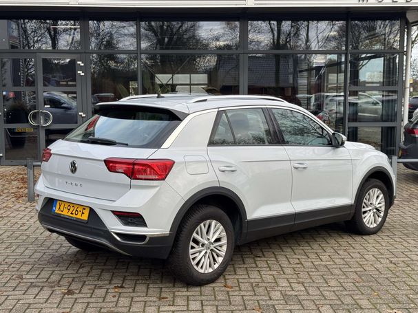 Volkswagen T-Roc 1.0 TSI Style 85 kW image number 2