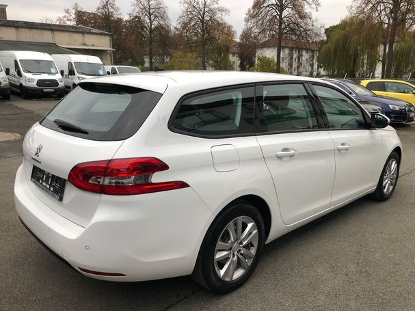 Peugeot 308 SW BlueHDi 130 Active 96 kW image number 7