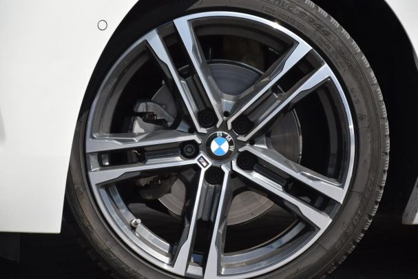 BMW 218i M Sport 100 kW image number 9