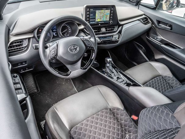 Toyota C-HR Hybrid 135 kW image number 3