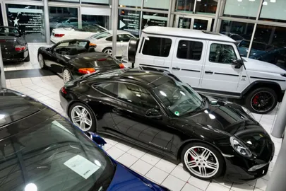 Car image 31