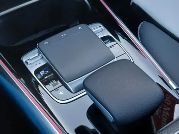 Car image 45