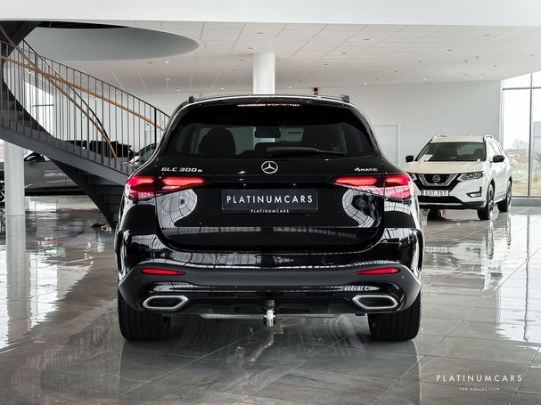 Mercedes-Benz GLC 300 e AMG 230 kW image number 4