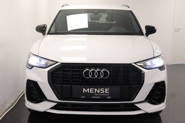 Audi Q3 45 TFSIe S tronic S-line 180 kW image number 3