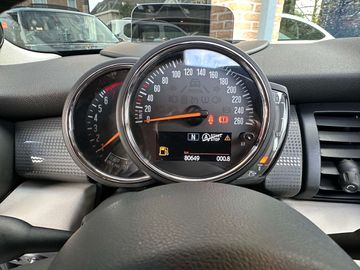 Car image 27