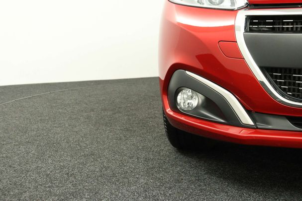 Peugeot 208 PureTech 110 Signature 81 kW image number 4