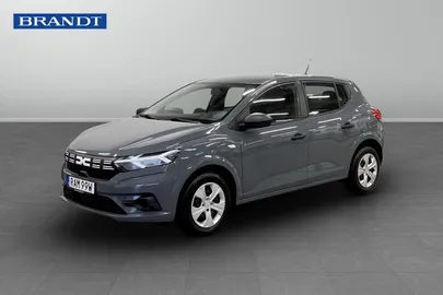 Car image 2