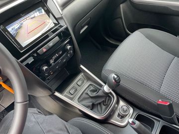 Car image 11