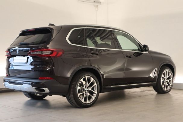 BMW X5 xDrive40d 250 kW image number 6