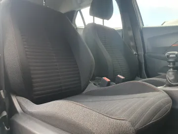 Car image 47